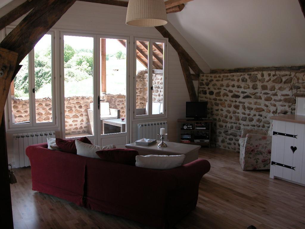 Gites Les Neuf Cerisiers Mascaras Room photo